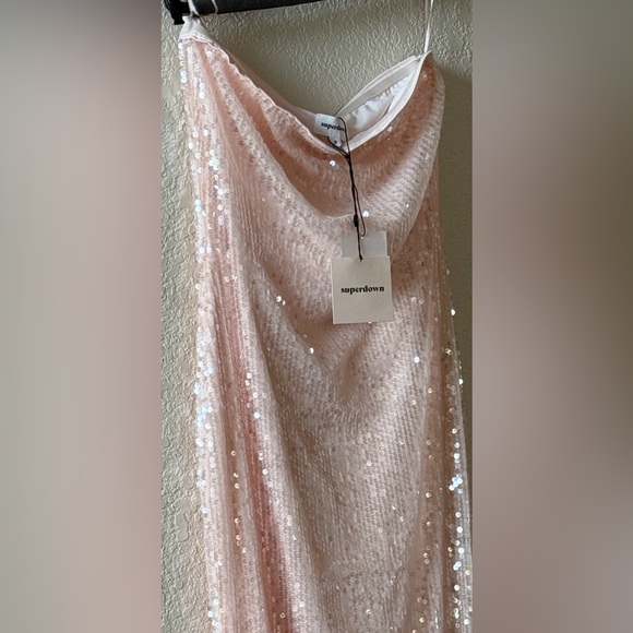 Elegant Sequin Evening Dress - Picture 8 of 8